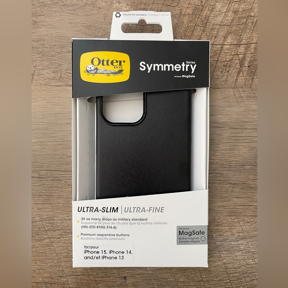 Otterbox iPhone Symmetry Series iPhone Case Ultra-Slim - Black Color